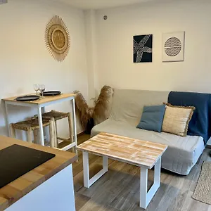 Appartement With Private Car Park And Air Con, Valbonne